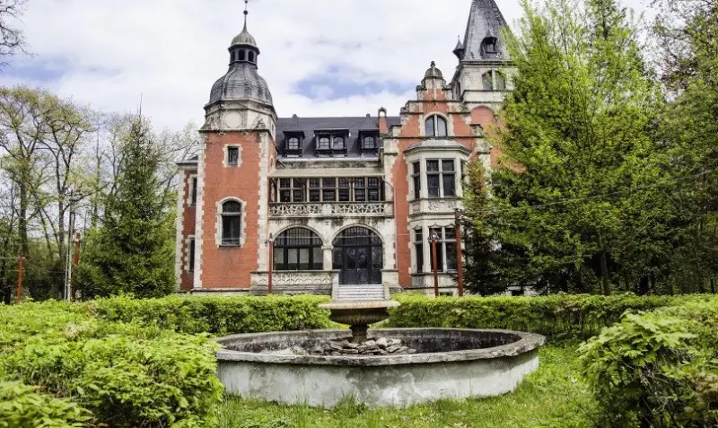 Castelul Ghica, un imobil de poveste din judetul Bacau