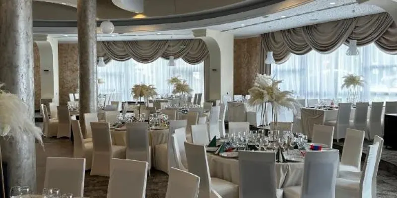 Black Tulip Hotel, fotografia 3 din 49