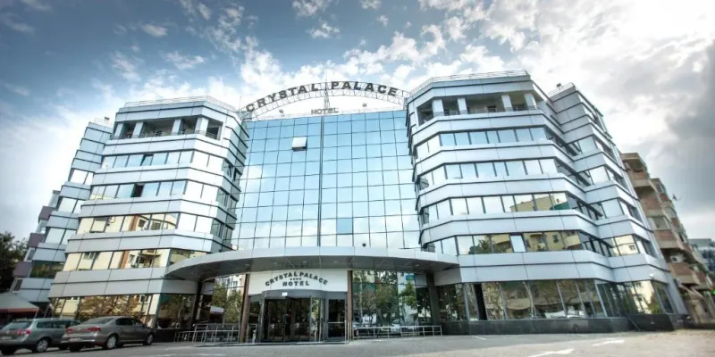 Crystal Palace Hotel, fotografia 1 din 116