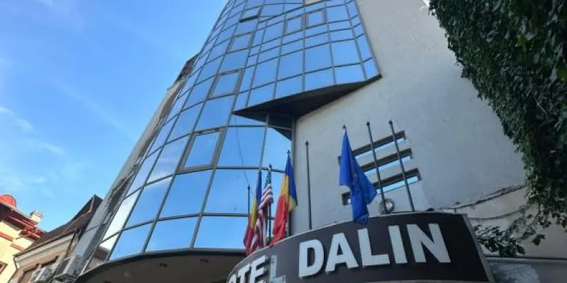 Dalin, fotografia 1 din 40