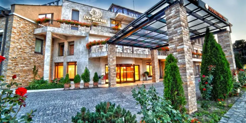 DoubleTree by Hilton Hotel Sighisoara - Cavaler, fotografia 1 din 33