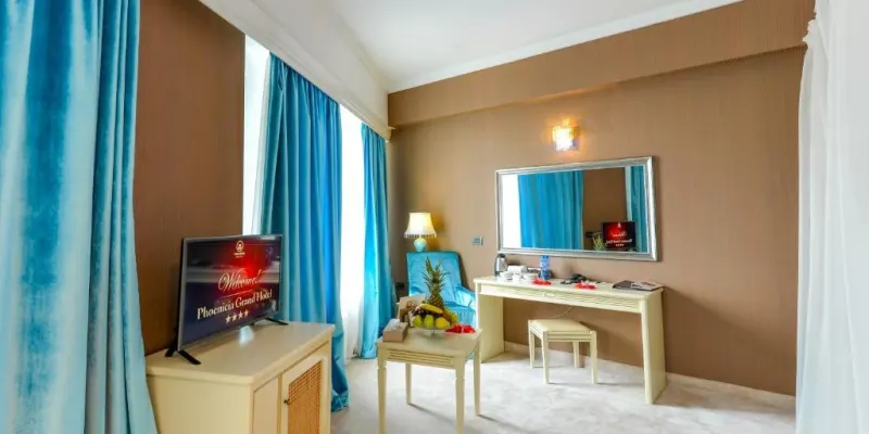 Phoenicia Grand Hotel, fotografia 5 din 216