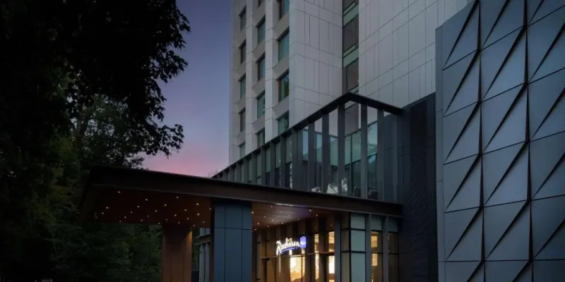 Radisson Blu, fotografia 1 din 204